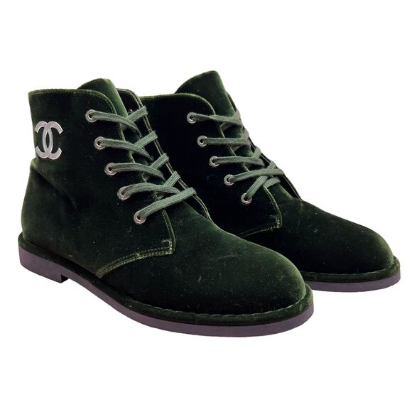 CHANEL Interlocking CC Logo Velvet Lace-Up Boots EU 38 US 8 Green Ankle Booties - Picture 2 of 16
